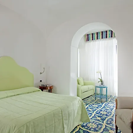 Hotel Gatto Bianco 4*