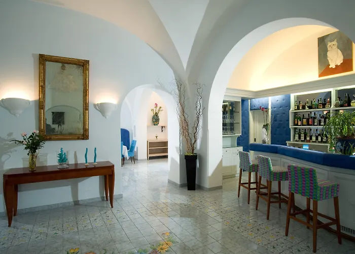 Hotel Gatto Bianco 4*