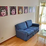 Gatto Bianco 4*