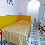 Gatto Bianco קאפרי