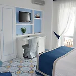 Gatto Bianco 4*