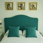 Gatto Bianco מלון 4*