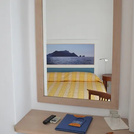 Gatto Bianco 4* Capri