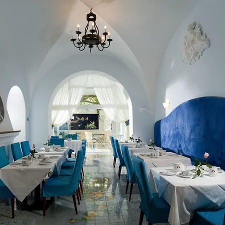 Gatto Bianco Hotel 4*