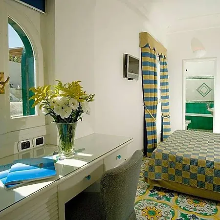 Gatto Bianco 4*