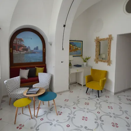 Hotel Gatto Bianco 4*
