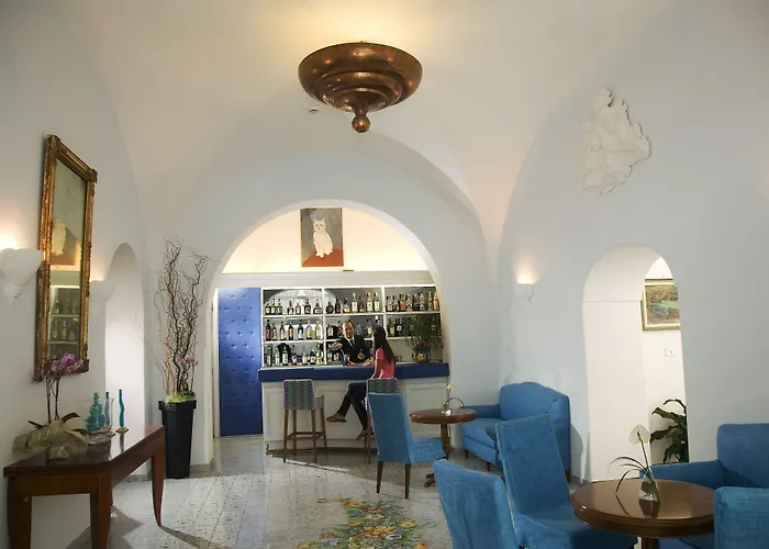 Gatto Bianco קאפרי