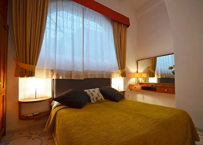 Hotel Gatto Bianco 4*