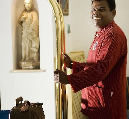 Hotel Gatto Bianco 4*